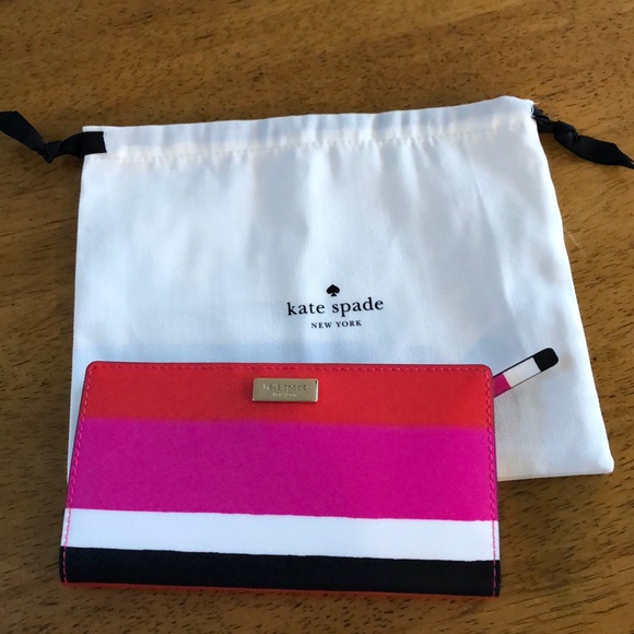 kate spade Handbags - Kate Spade ♠️ wallet